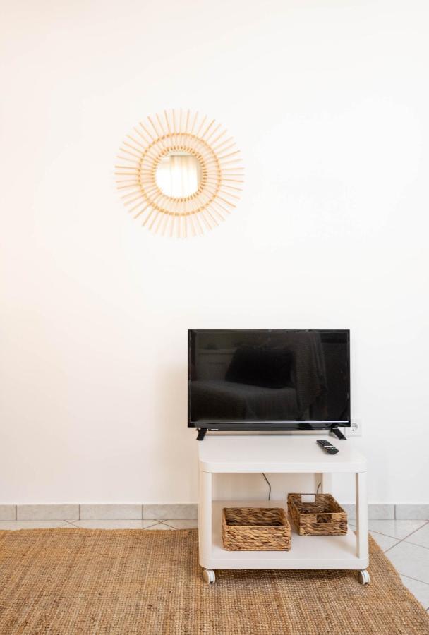 Pure Naxos - Central Complete Apartment Naxos City Zewnętrze zdjęcie